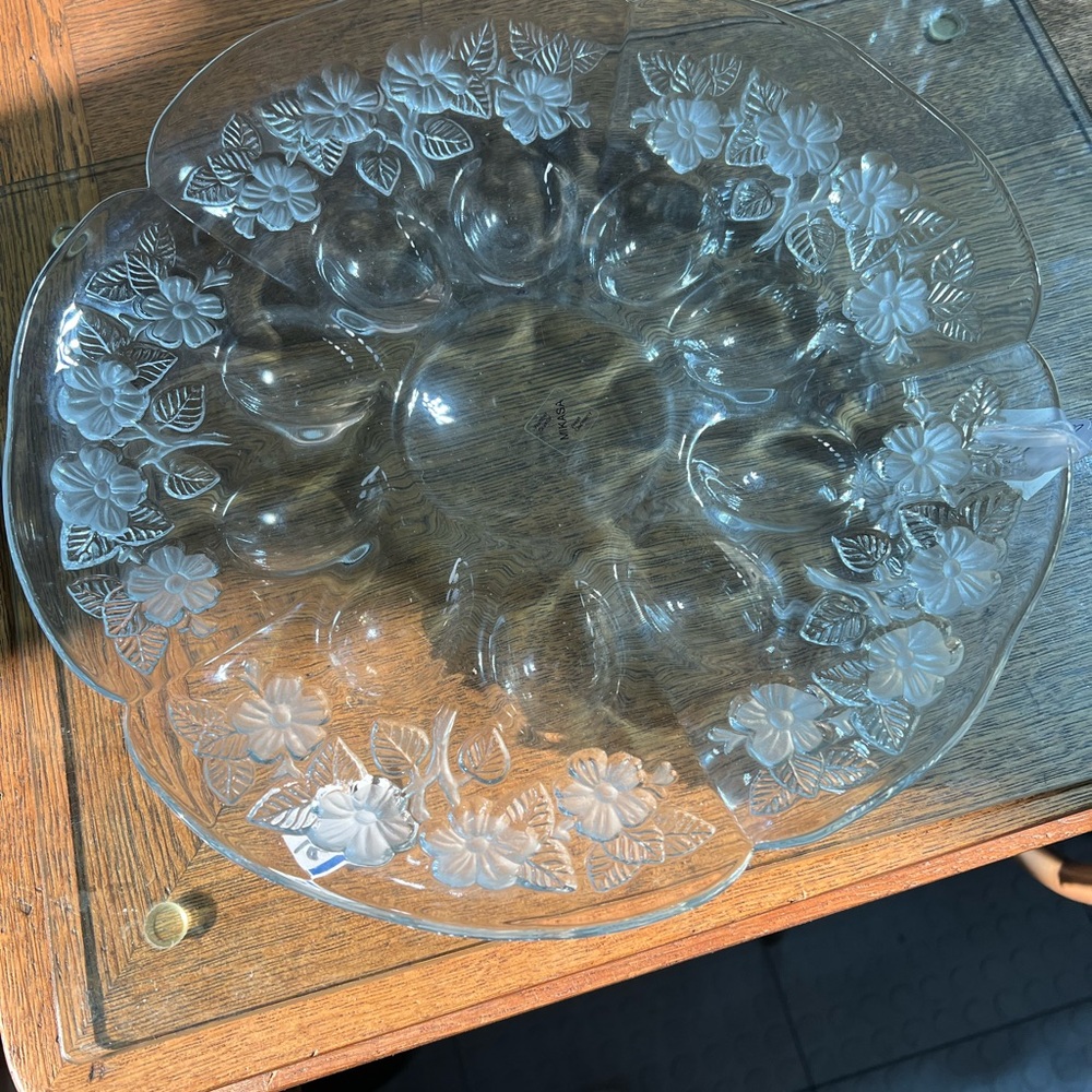 Elegant Clear Glass Floral Serving Platter